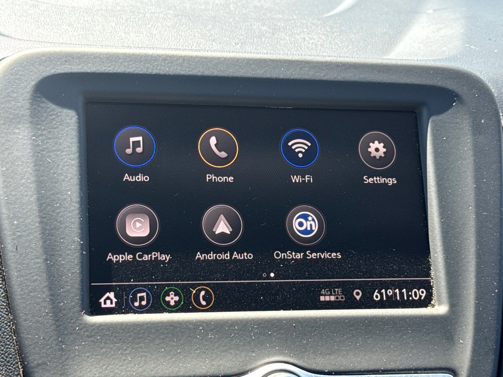 Used 2020 Chevrolet Equinox LT w/ Driver Convenience Package FWD image 22