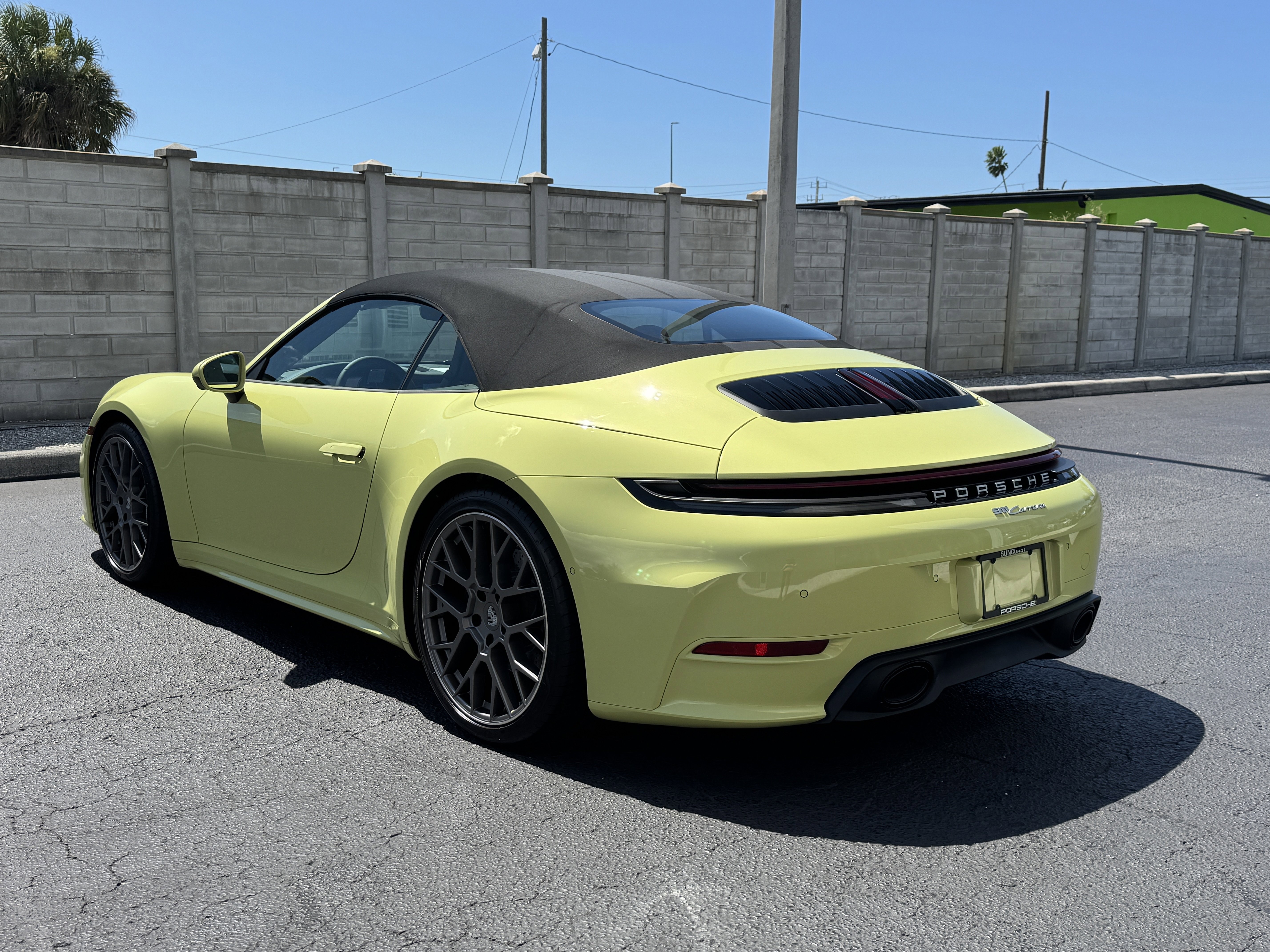 Certified 2025 Porsche 911 Carrera image 3