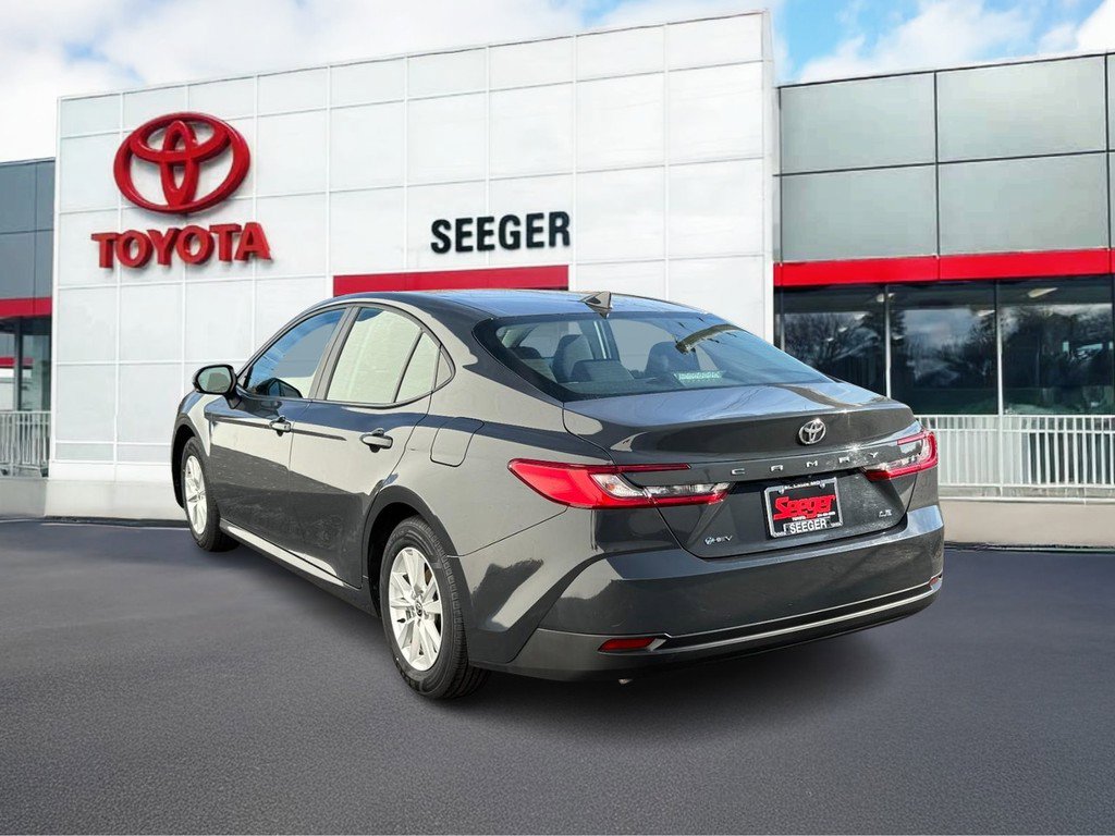 Certified 2025 Toyota Camry Hybrid image 4