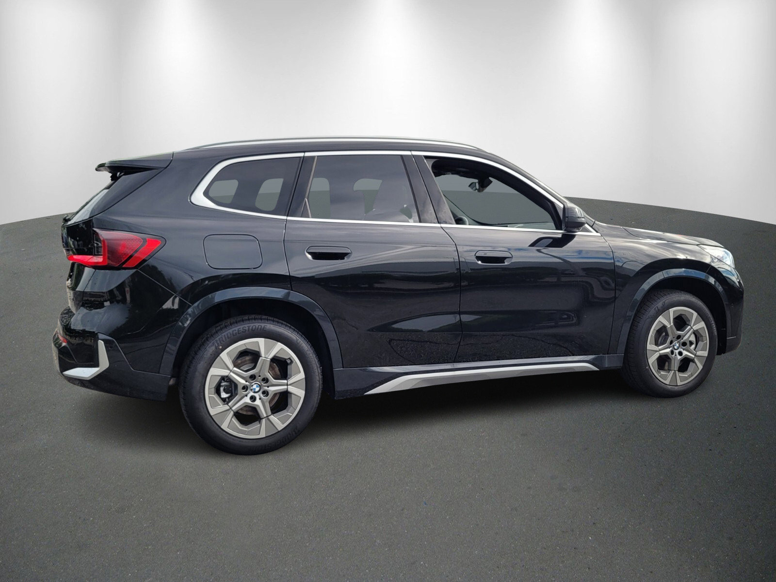 Used 2026 BMW X1 xDrive28i w/ Convenience Package image 7