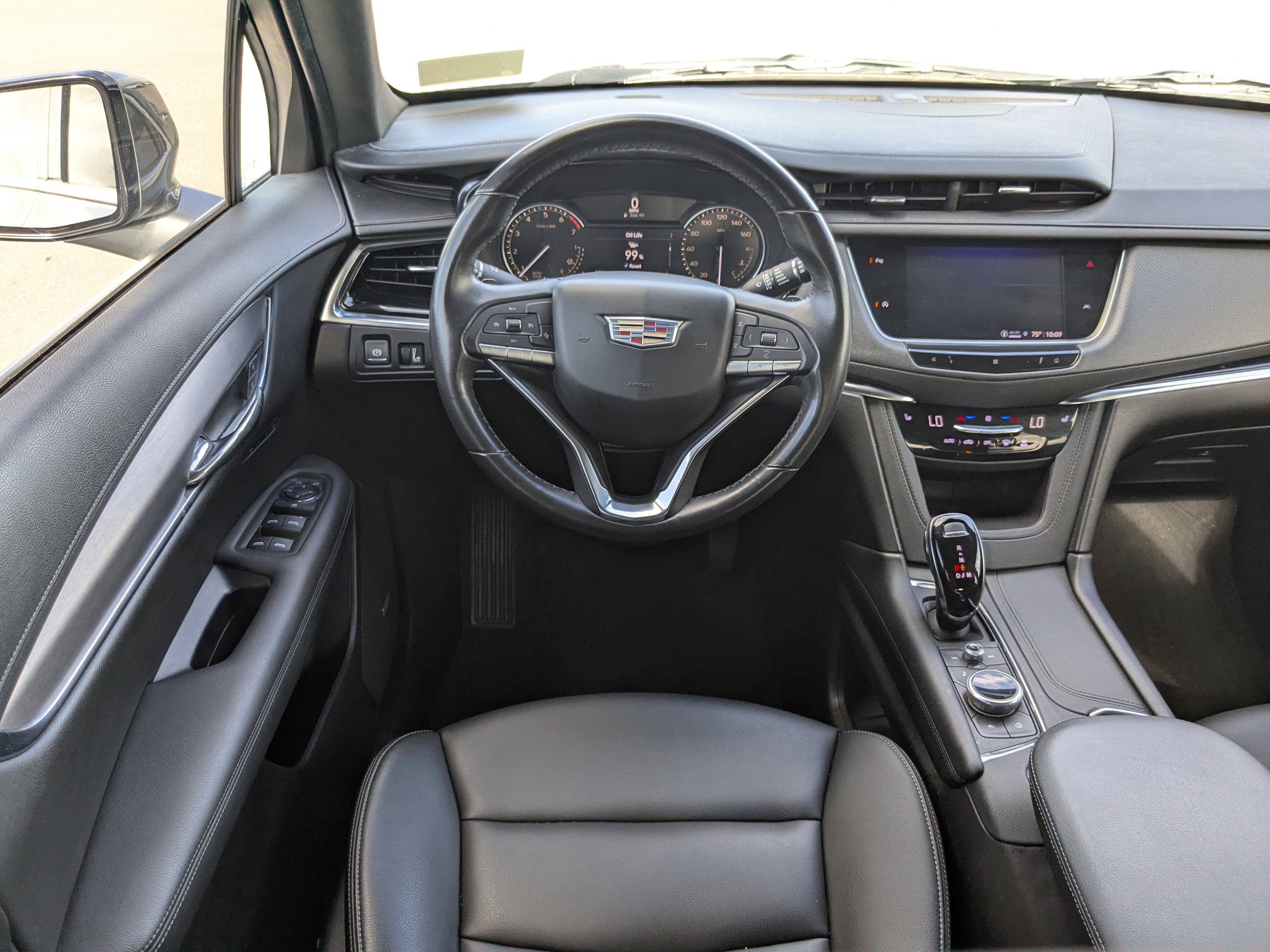 Used 2021 Cadillac XT6 Luxury image 21