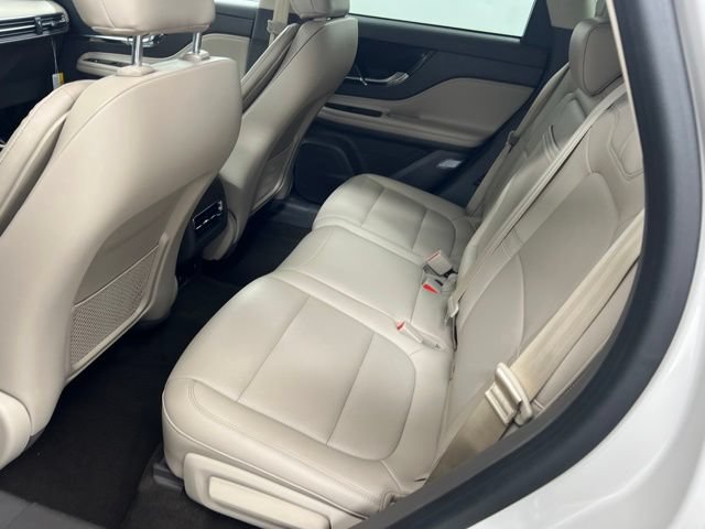 Certified 2023 Lincoln Corsair AWD w/ Equipment Group 101A image 11