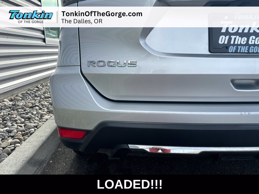 Used 2018 Nissan Rogue SL w/ Premium Package AWD/4WD image 32