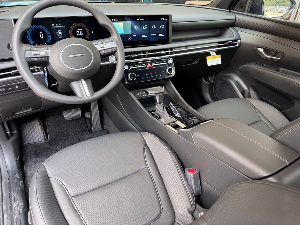 New 2026 Hyundai Santa Cruz SEL FWD image 2