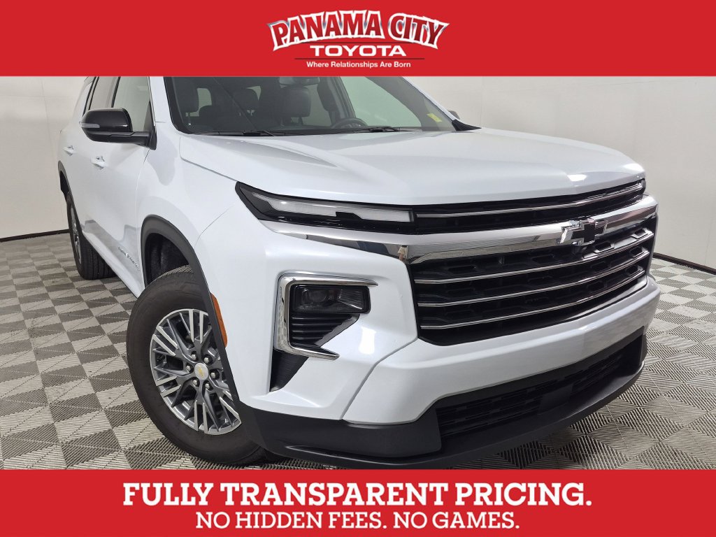 Used 2026 Chevrolet Traverse LT
