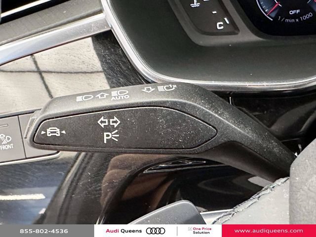 Certified 2023 Audi Q3 2.0T Premium Plus w/ Premium Plus Package AWD/4WD image 32