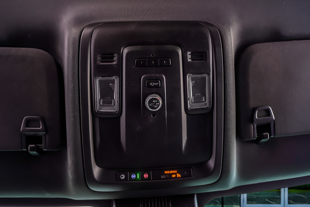 Used 2024 Chevrolet Tahoe LT AWD/4WD image 31