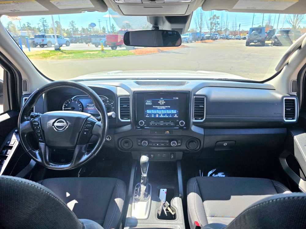 Used 2023 Nissan Frontier SV w/ SV Convenience Package RWD image 19