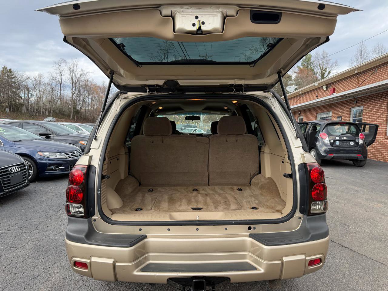 Used 2004 Chevrolet TrailBlazer LS w/ LS Preferred Equipment Group image 13