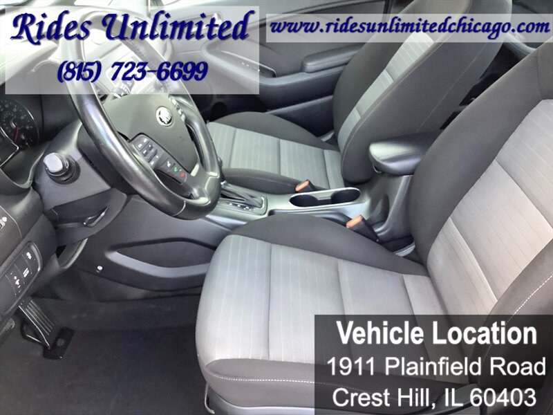 Used 2015 Kia Forte EX w/ UVO Package W/17" Alloys FWD image 12