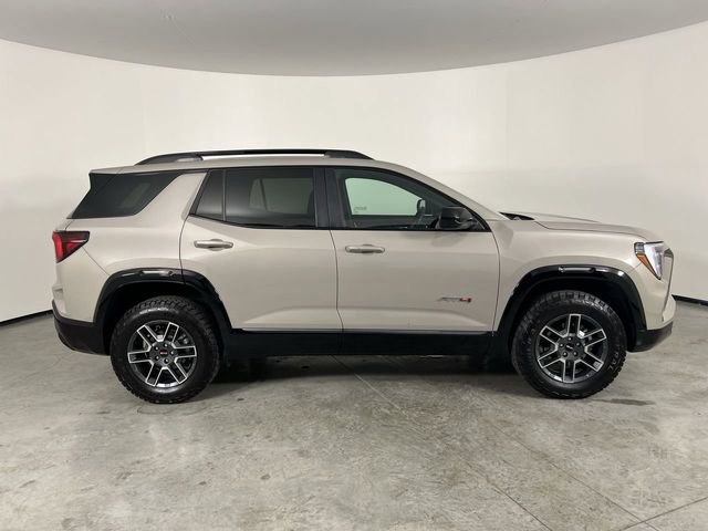 Used 2026 GMC Terrain AT4 AWD/4WD image 9