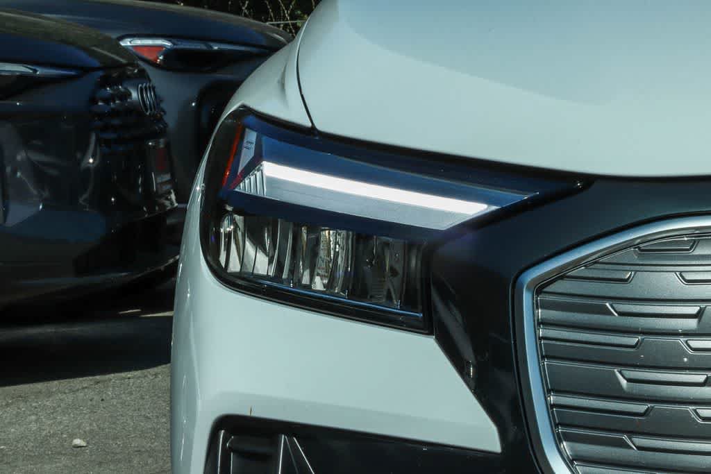 Used 2023 Audi Q4 e-tron Premium Plus RWD image 8