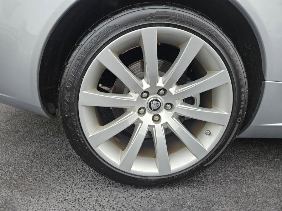 Used 2009 Jaguar XK Convertible image 42