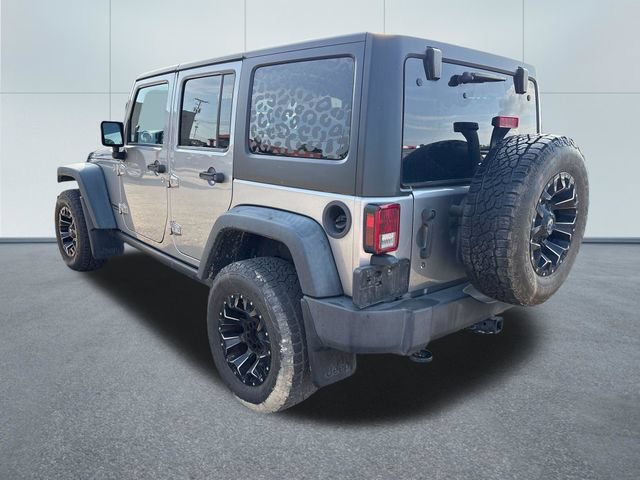 Used 2014 Jeep Wrangler Unlimited Rubicon w/ Connectivity Group AWD/4WD image 2