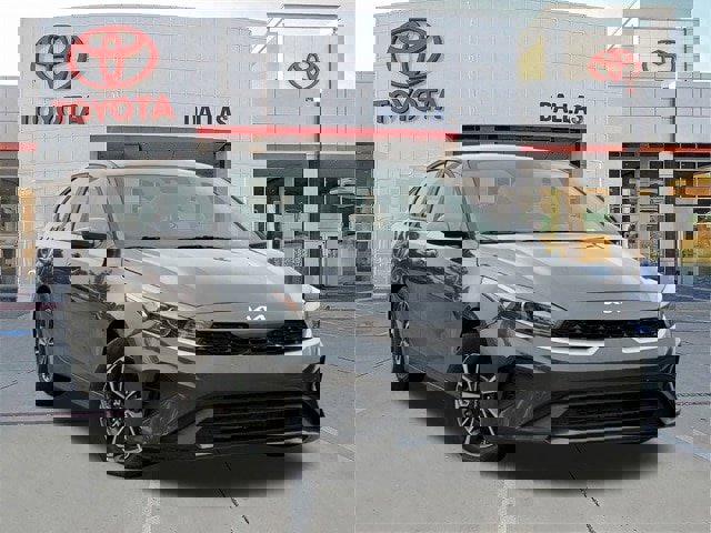 Used 2024 Kia Forte LXS image 1