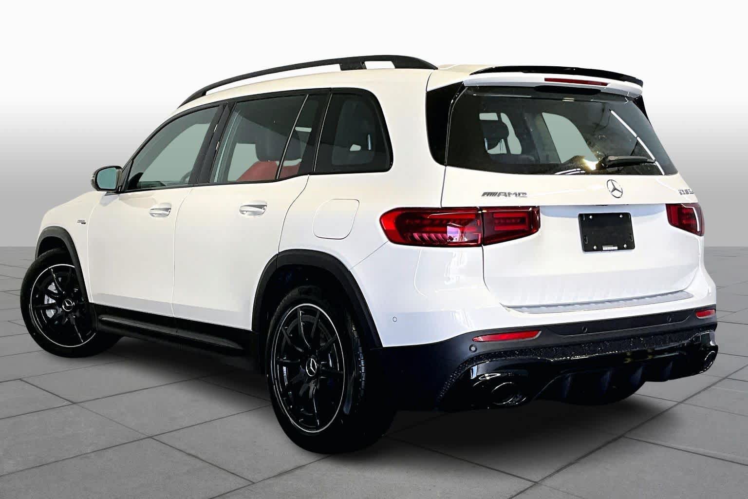 New 2026 Mercedes-Benz GLB 35 AMG 4MATIC image 3