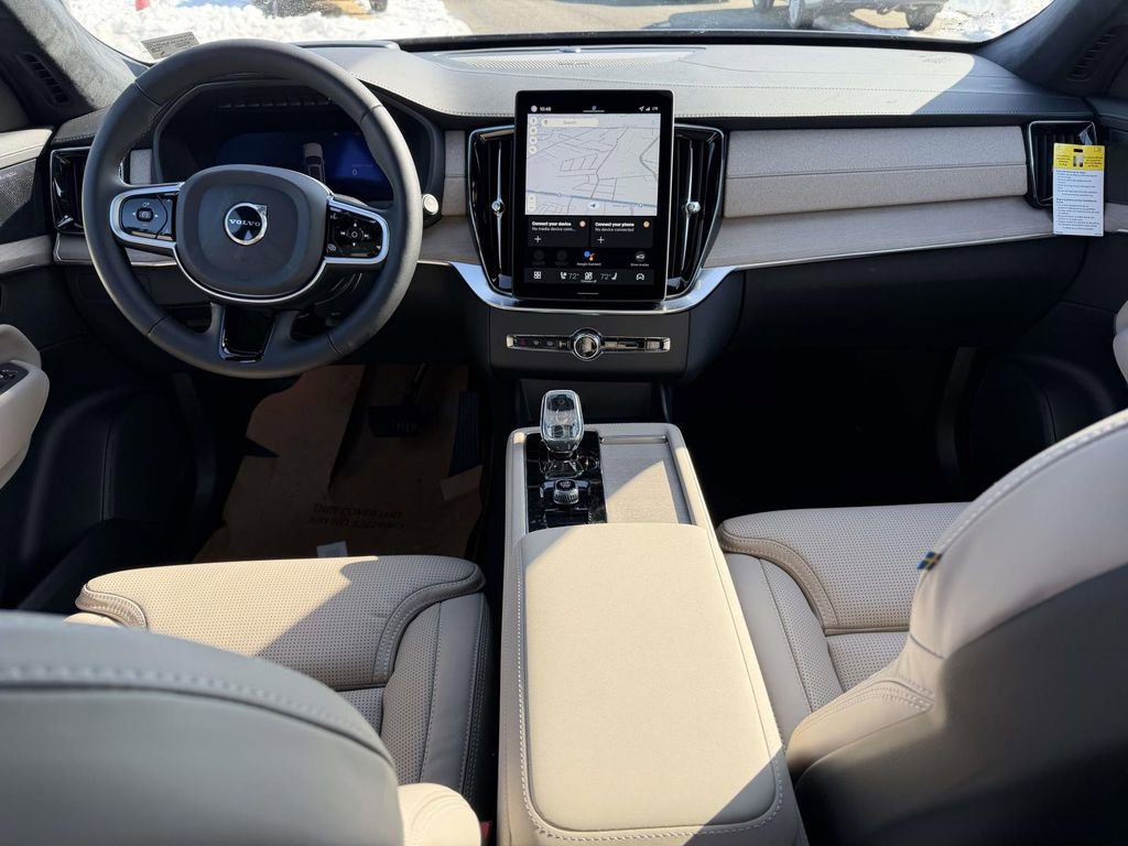 New 2026 Volvo XC90 T8 Ultra w/ Lounge Package image 2