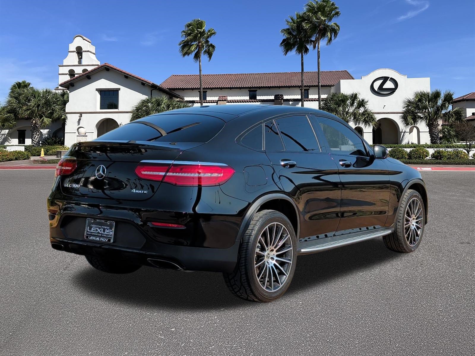 Used 2018 Mercedes-Benz GLC 300 4MATIC Coupe image 2