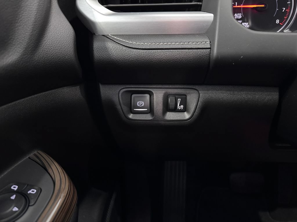 Certified 2021 GMC Acadia SLE w/ Driver Convenience Package AWD/4WD image 25