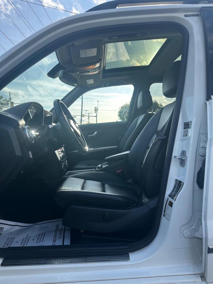 Used 2014 Mercedes-Benz GLK 350 4MATIC image 16