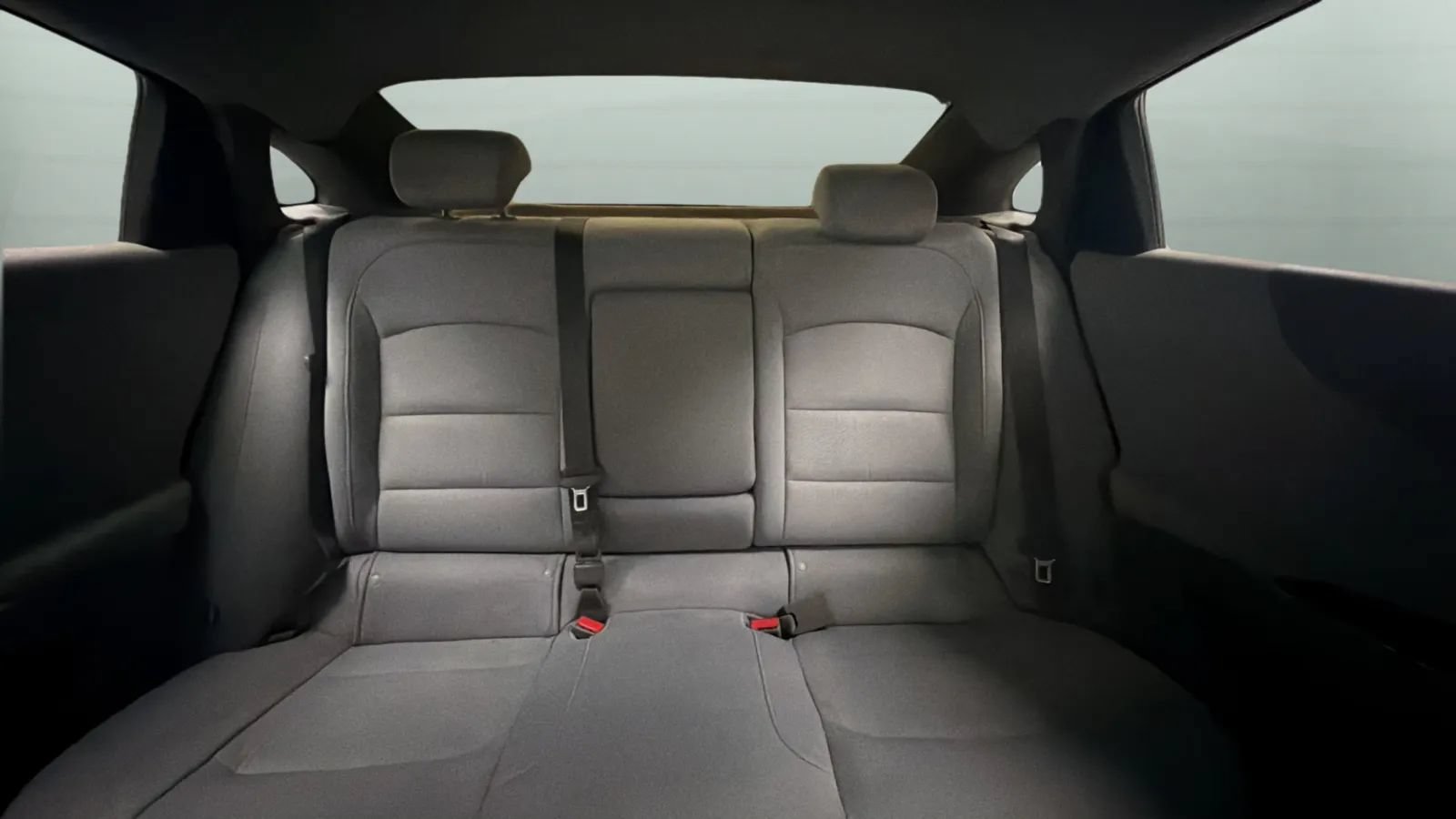 Used 2018 Chevrolet Malibu LT FWD image 19