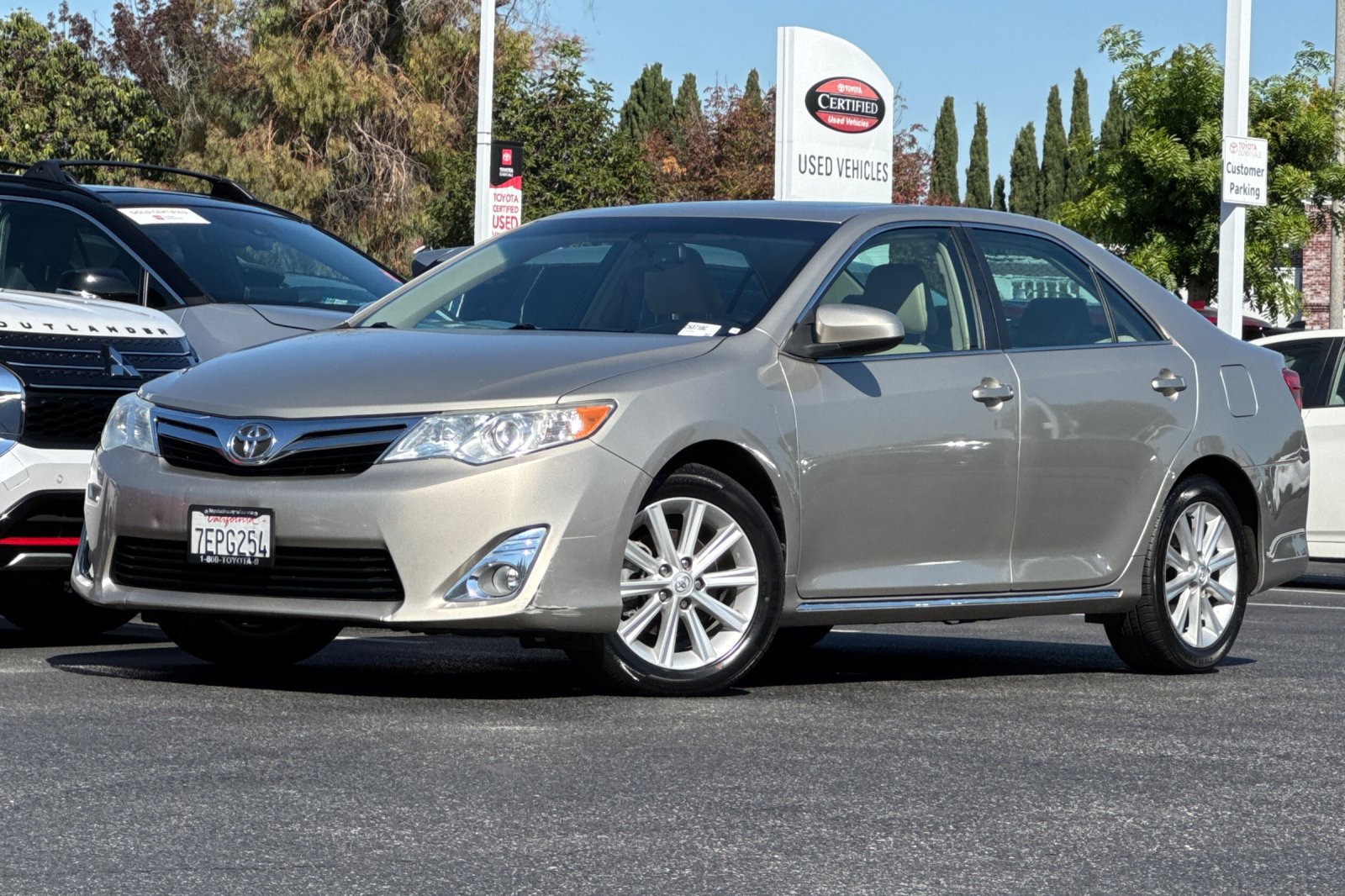 Used 2014 Toyota Camry XLE