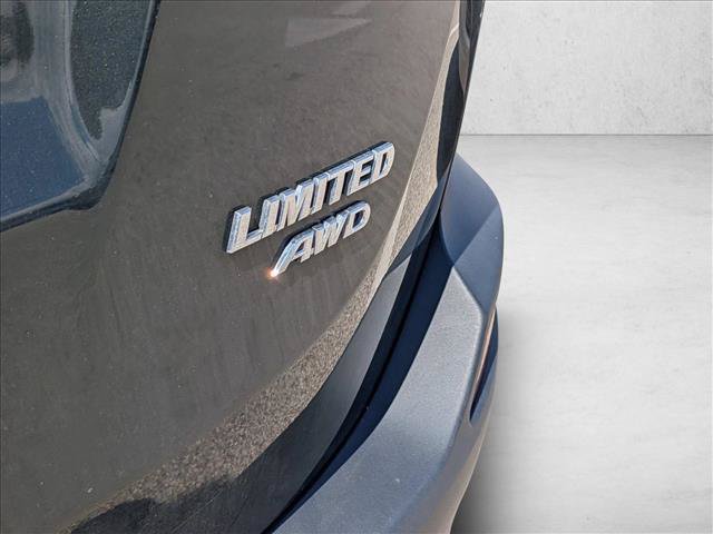 Used 2013 Toyota RAV4 Limited AWD/4WD image 10