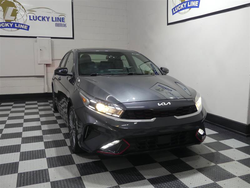 Used 2023 Kia Forte GT-Line w/ GT-Line Premium Package FWD image 5