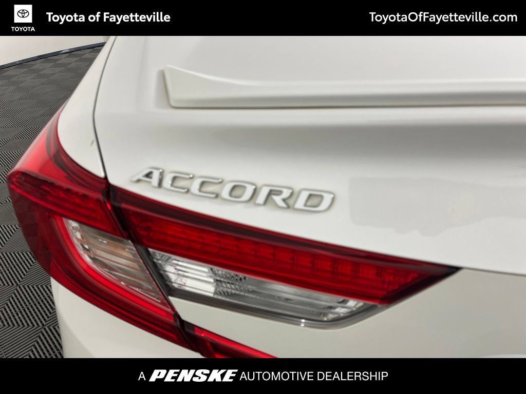 Used 2018 Honda Accord Sport image 2