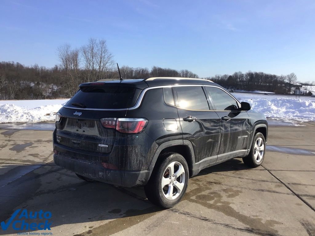 Used 2018 Jeep Compass Latitude w/ Cold Weather Group image 3