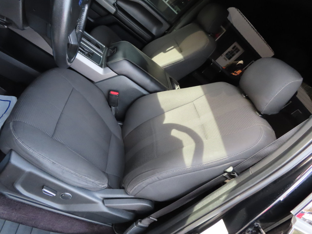 Used 2017 Ford F150 XLT w/ Equipment Group 301A Mid image 29