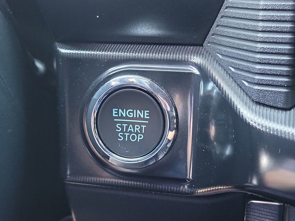 Used 2025 Ford F150 Raptor w/ Equipment Group 803A Raptor R image 11