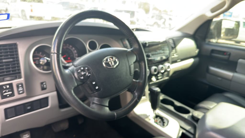 Used 2012 Toyota Sequoia SR5 RWD image 17