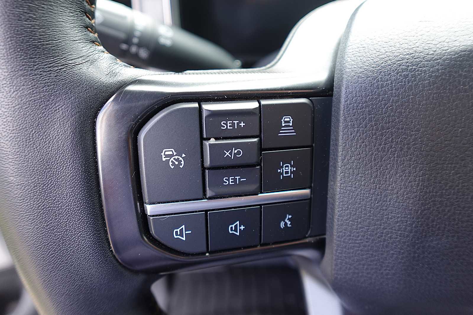 Used 2023 Ford F150 Platinum w/ Equipment Group 701A High image 18