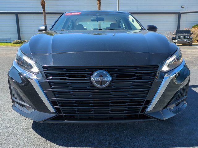 Certified 2025 Nissan Altima 2.5 SV image 9