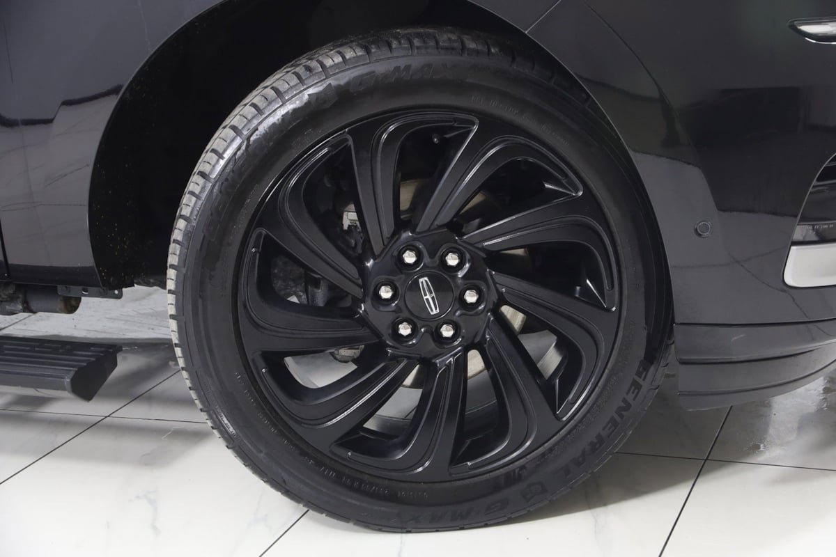 Used 2022 Lincoln Navigator Reserve image 19