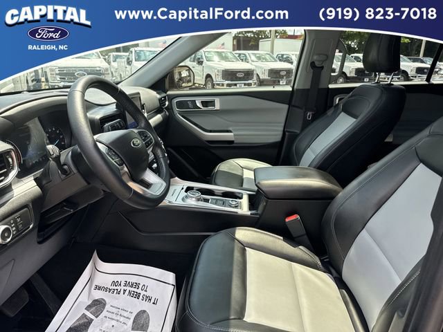 Certified 2022 Ford Explorer XLT w/ Equipment Group 202A image 17