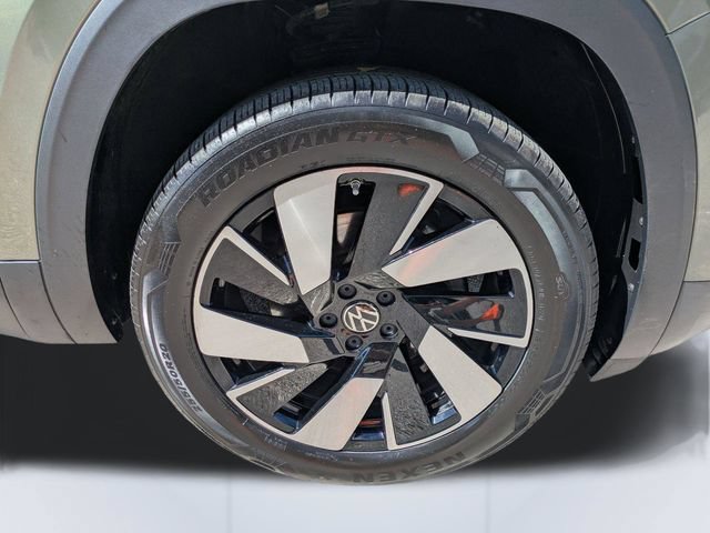 Used 2026 Volkswagen Atlas Cross Sport SE FWD image 12