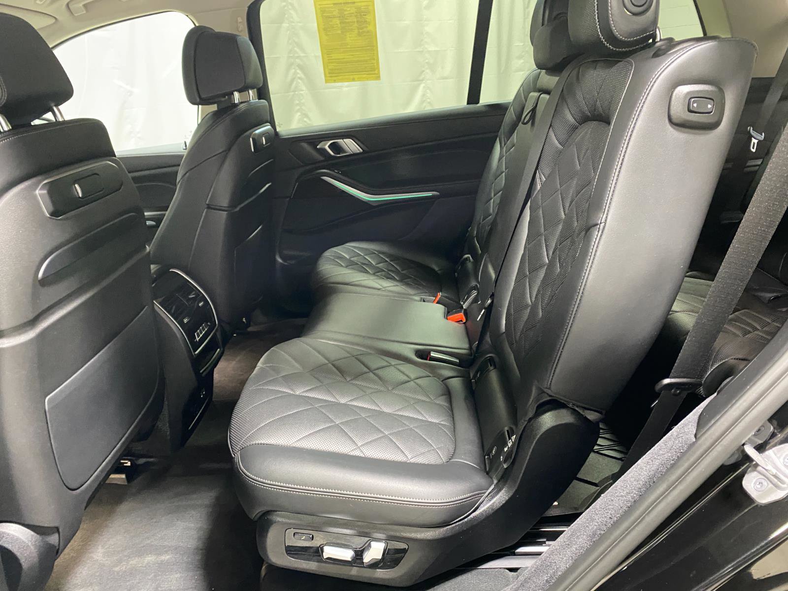 Certified 2023 BMW X7 xDrive40i w/ Parking Assistance Package image 15