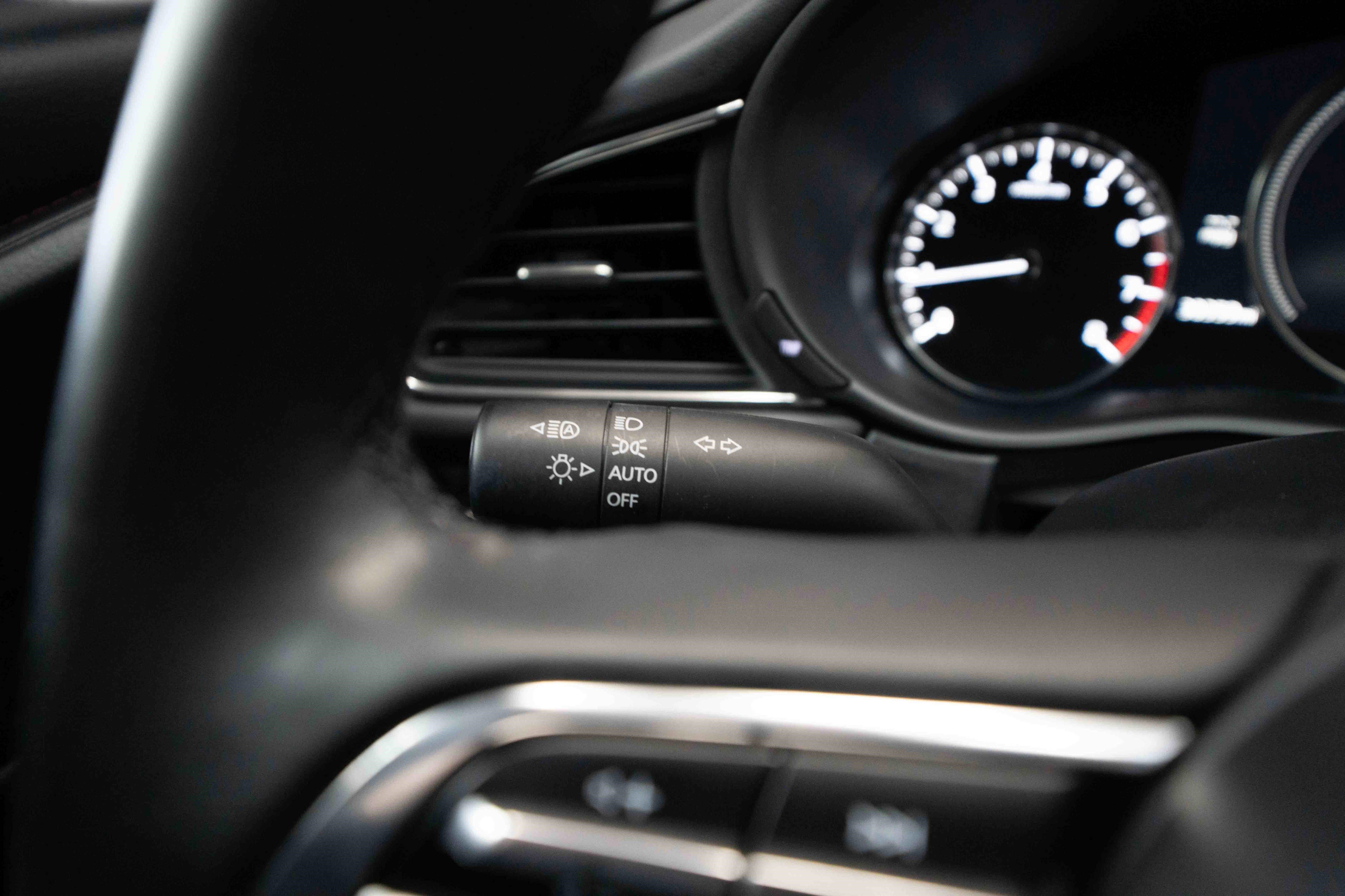 Used 2023 MAZDA CX-30 AWD 2.5 S w/ Preferred Package image 13