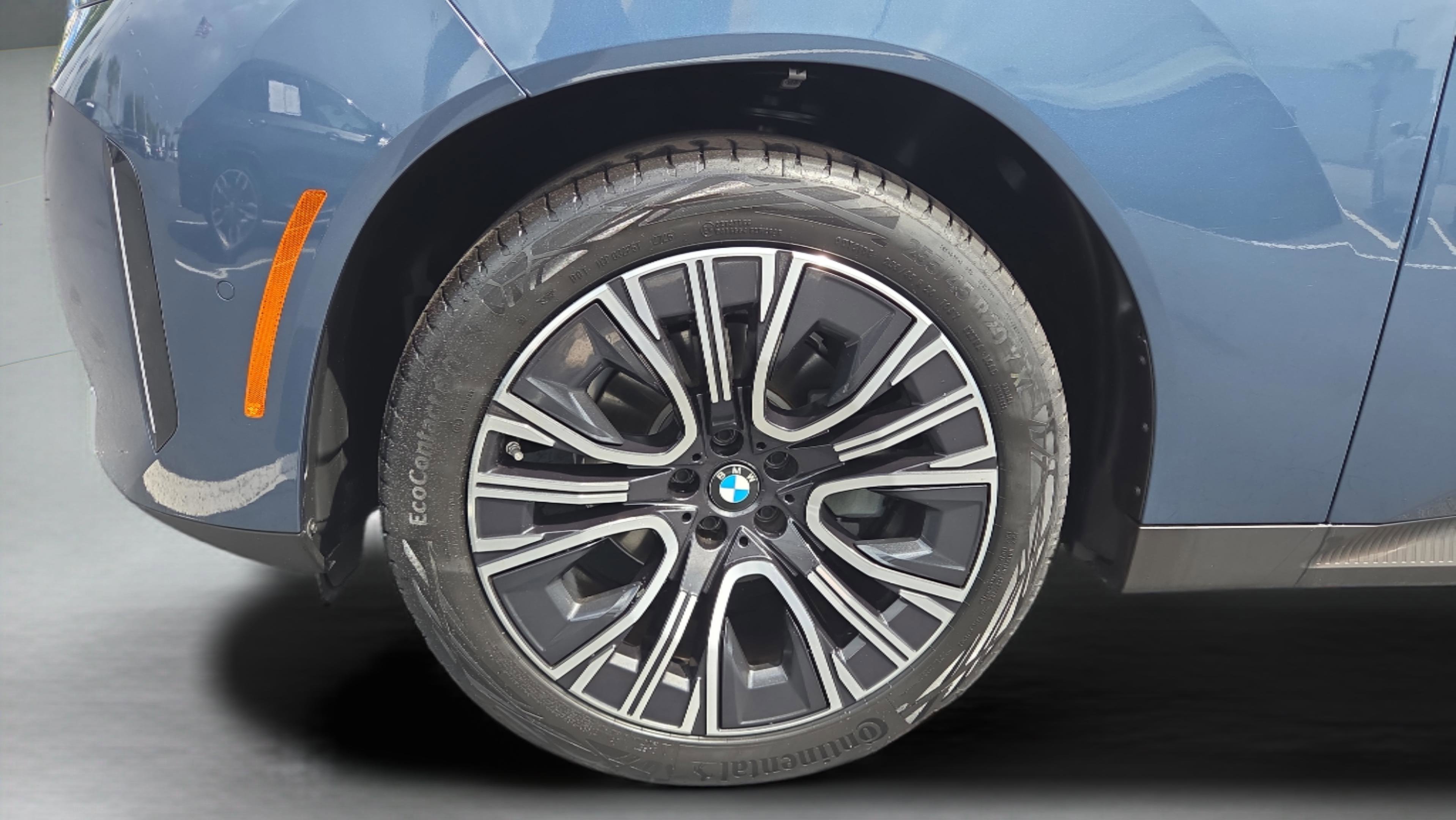 Certified 2025 BMW X3 xDrive30i w/ Convenience Package image 40
