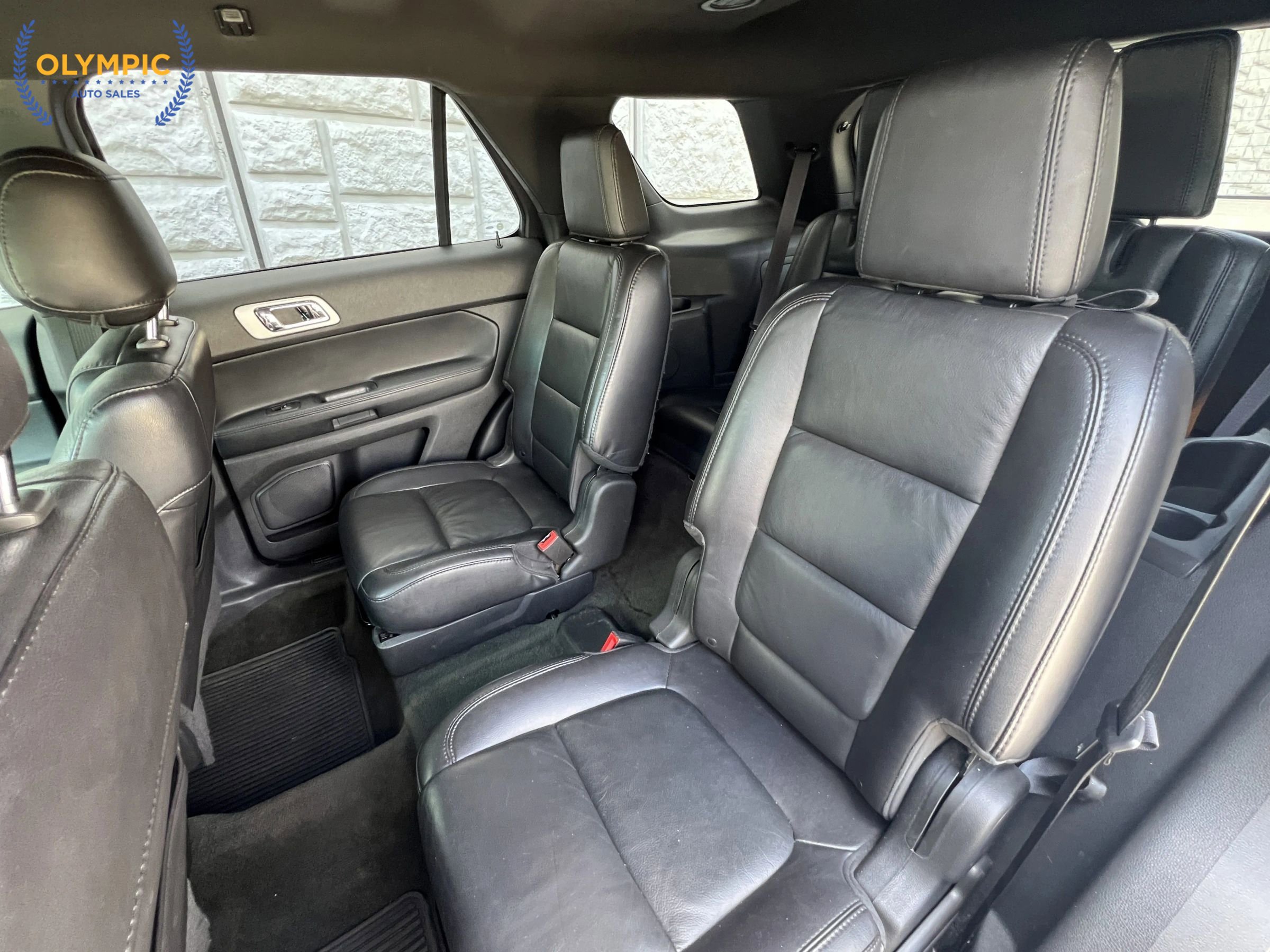 Used 2014 Ford Explorer XLT w/ Equipment Group 202A FWD image 42