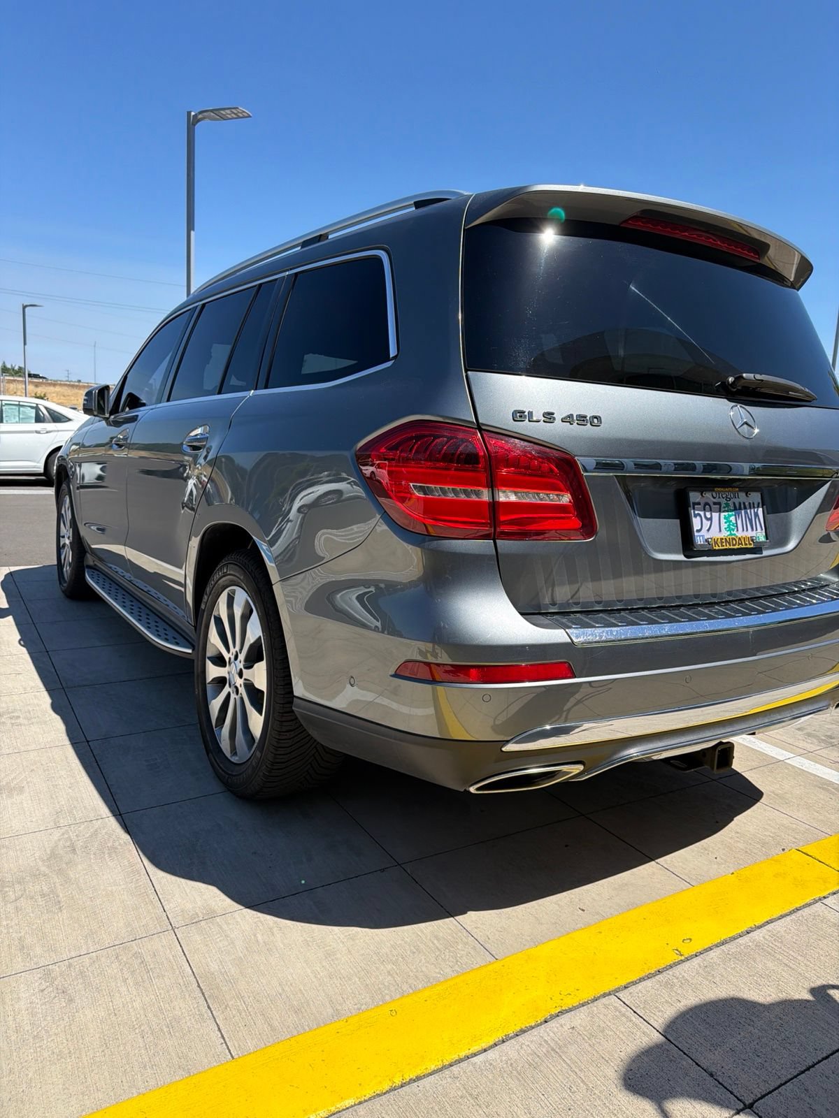Used 2017 Mercedes-Benz GLS 450 4MATIC image 3