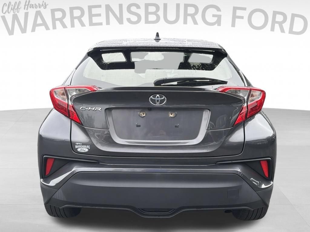 Used 2021 Toyota C-HR XLE FWD image 6