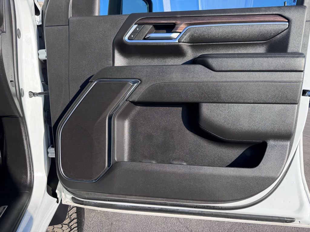 Used 2024 Chevrolet Silverado 3500 LT w/ Z71 Sport Edition image 22