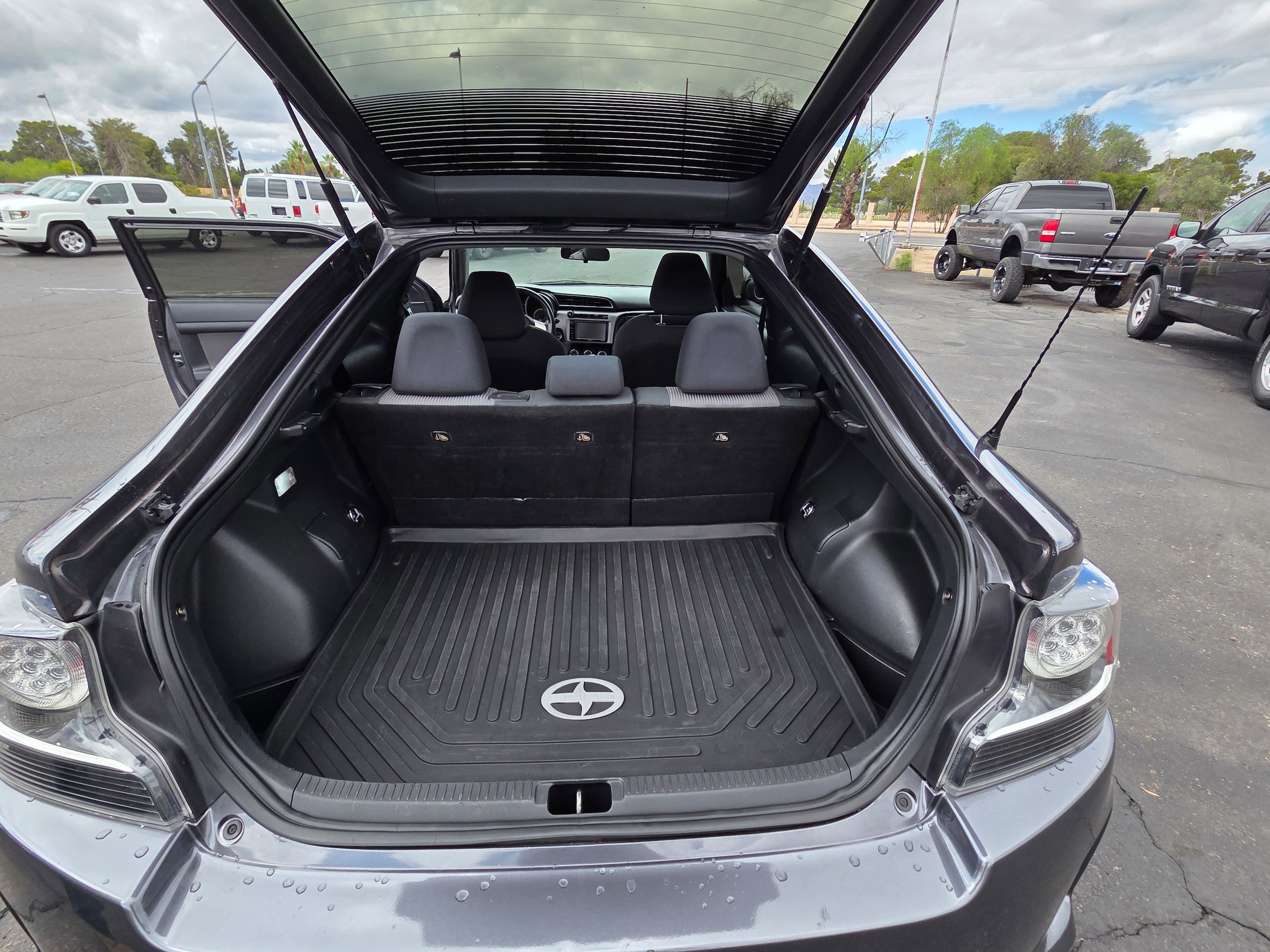 Used 2016 Scion tC FWD image 22