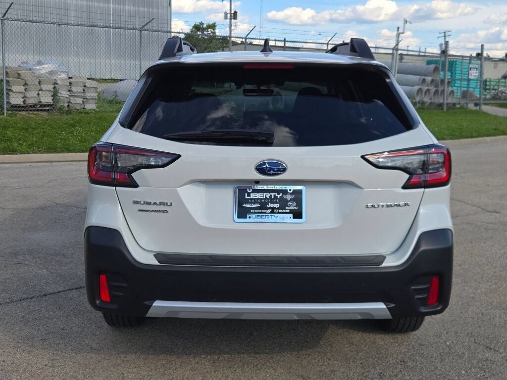 Certified 2022 Subaru Outback Limited AWD/4WD image 12