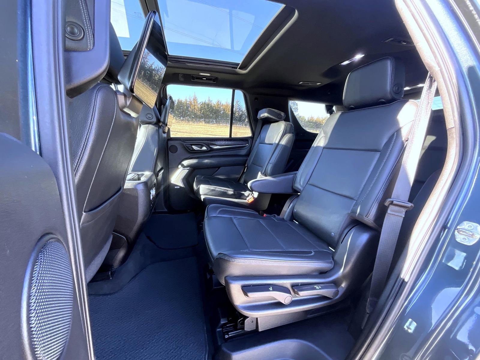 Used 2021 GMC Yukon Denali w/ Denali Ultimate Package image 20