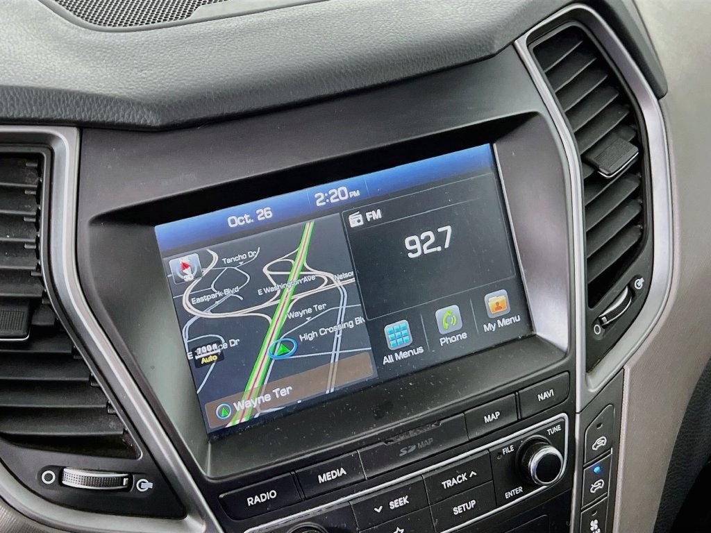 Used 2019 Hyundai Santa Fe XL AWD/4WD image 14