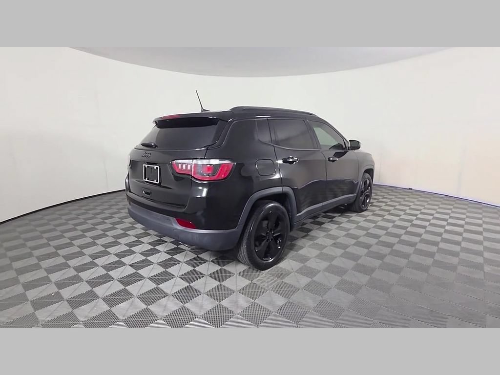Used 2020 Jeep Compass Latitude FWD image 38
